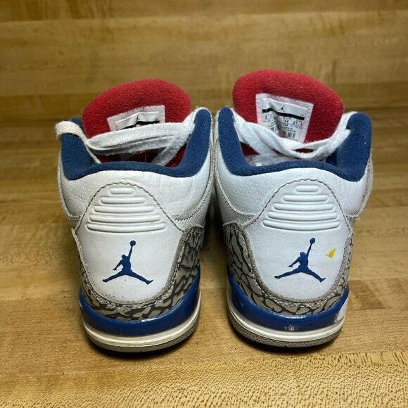 Nike Womens Air Jordan 3 Retro 429487-106 Shoes - Picture 6 of 9